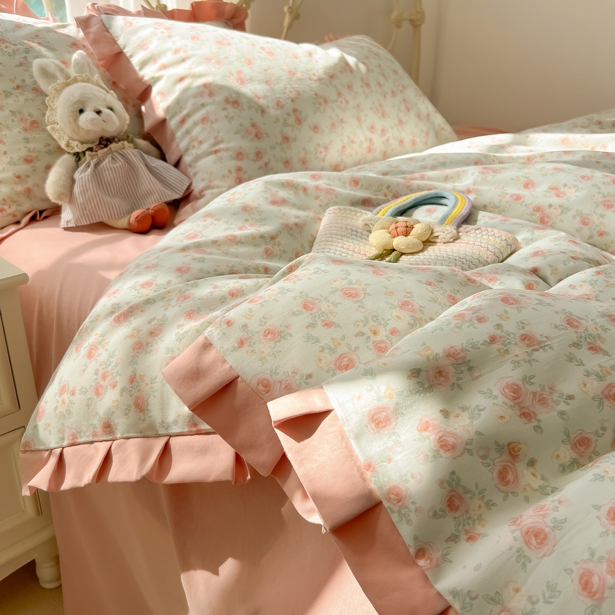 91家纺网 家纺一手货源 找家纺 韩巢家纺 2026新款花边款针织双层纱四件套 塞林娜绿