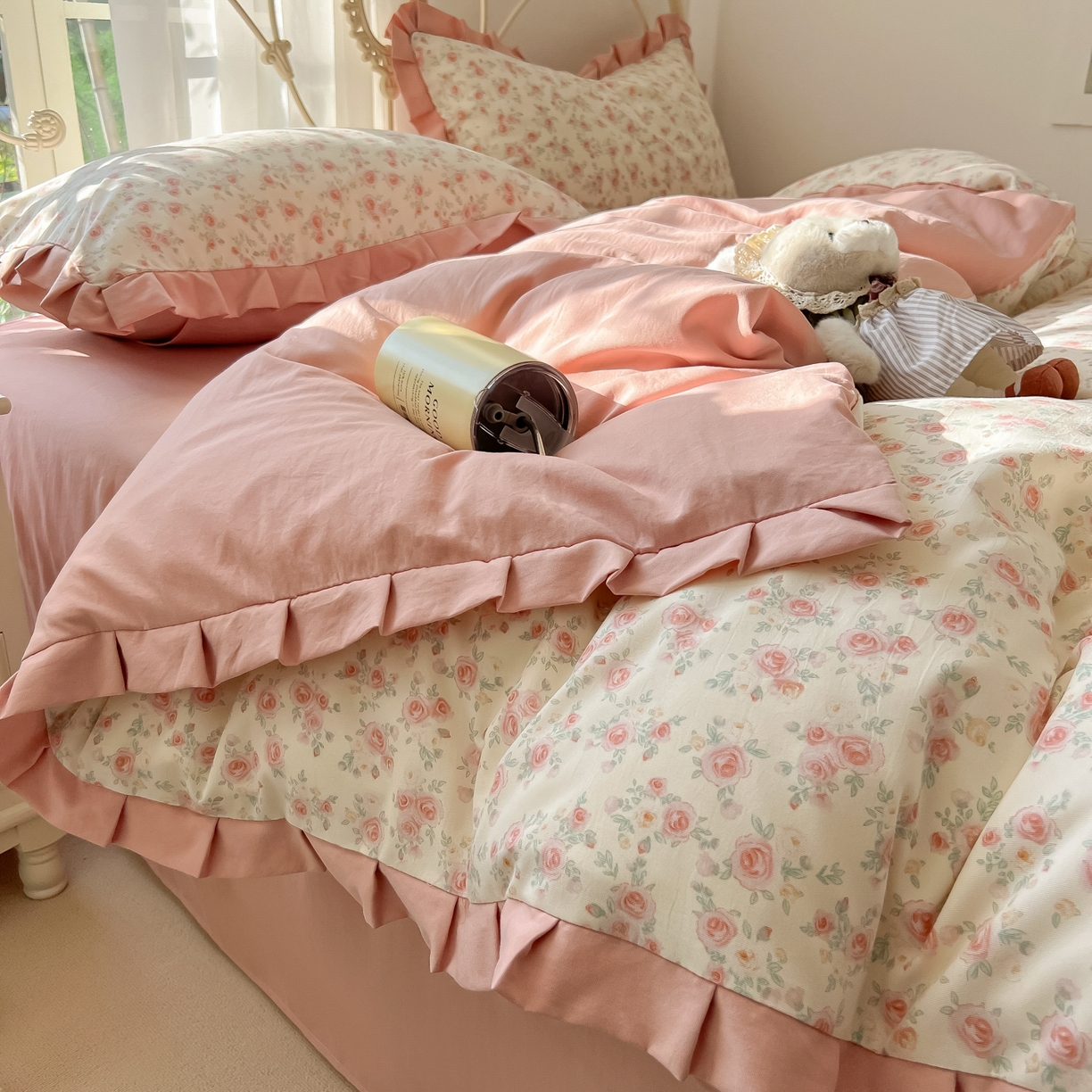 91家纺网 家纺一手货源 找家纺 韩巢家纺 2026新款花边款针织双层纱四件套 塞林娜米黄