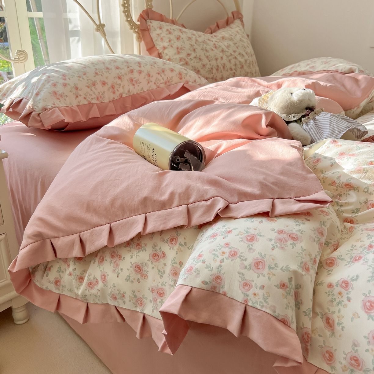 91家纺网 家纺一手货源 找家纺 韩巢家纺 2026新款花边款针织双层纱四件套 塞林娜米黄