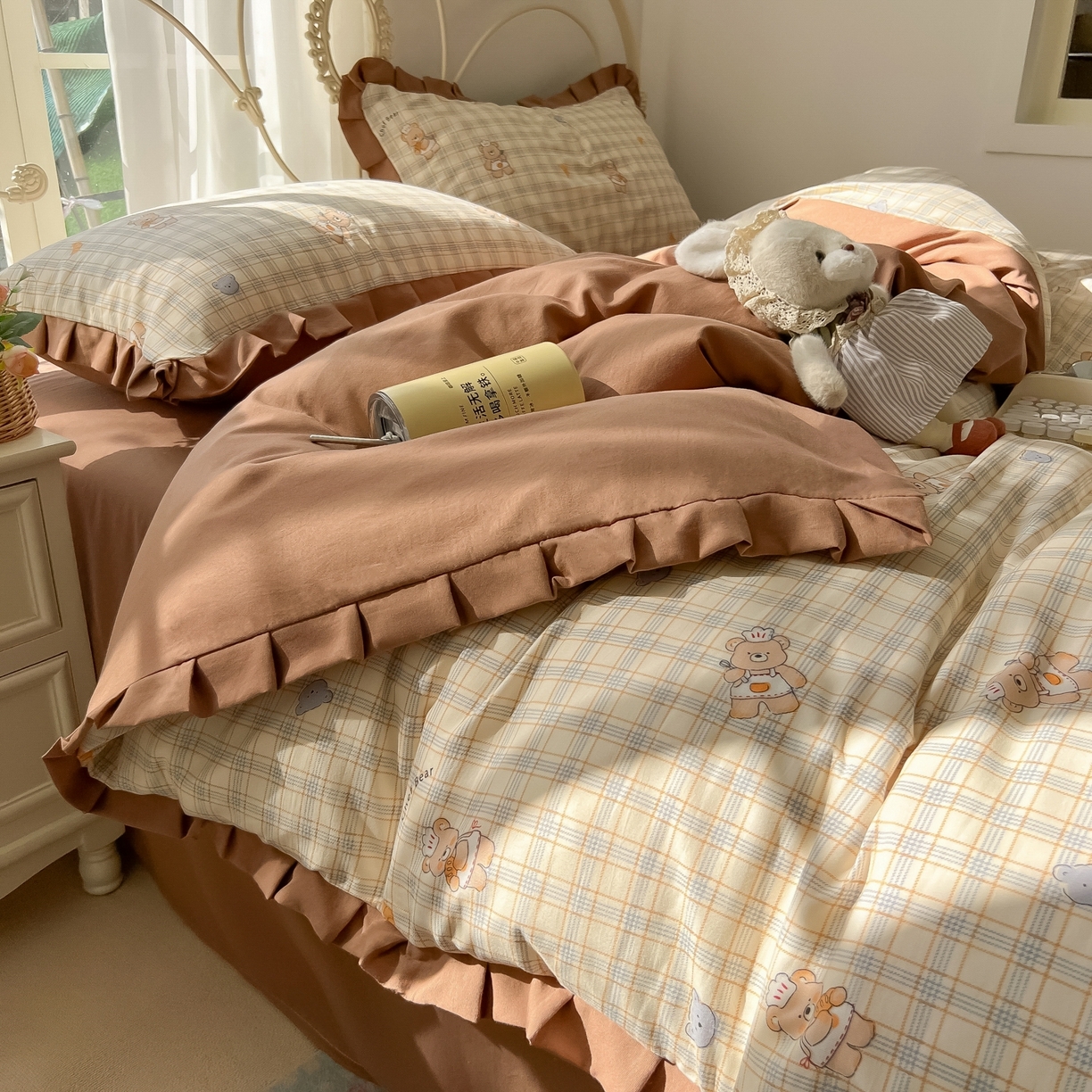 91家纺网 家纺一手货源 找家纺 韩巢家纺 2026新款花边款针织双层纱四件套 熊先生