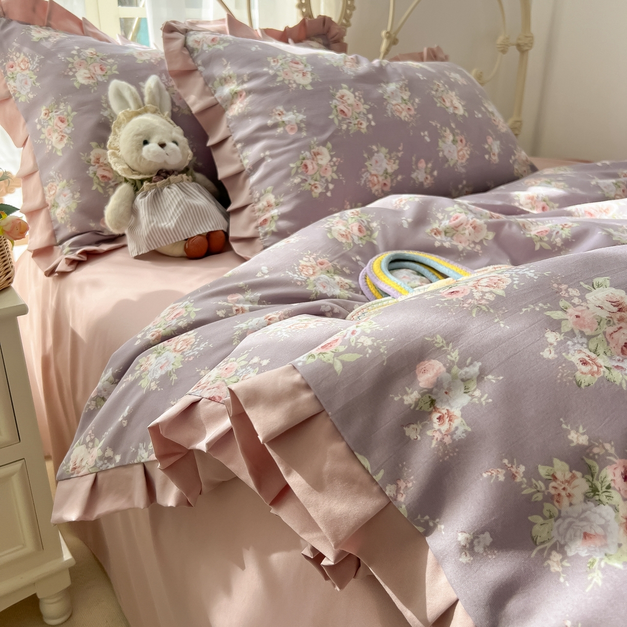 91家纺网 家纺一手货源 找家纺 韩巢家纺 2026新款花边款针织双层纱四件套 悠然紫