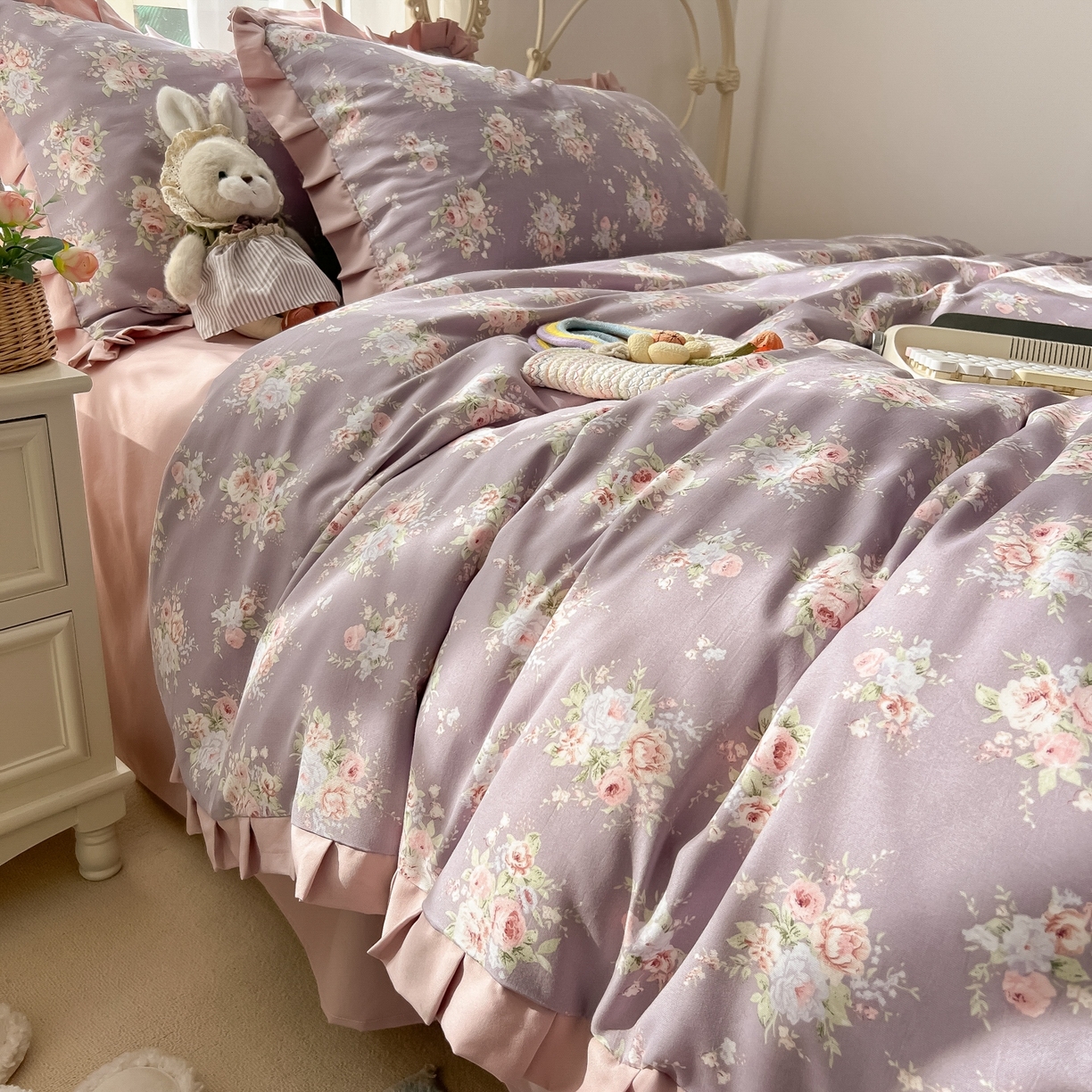 91家纺网 家纺一手货源 找家纺 韩巢家纺 2026新款花边款针织双层纱四件套 悠然紫