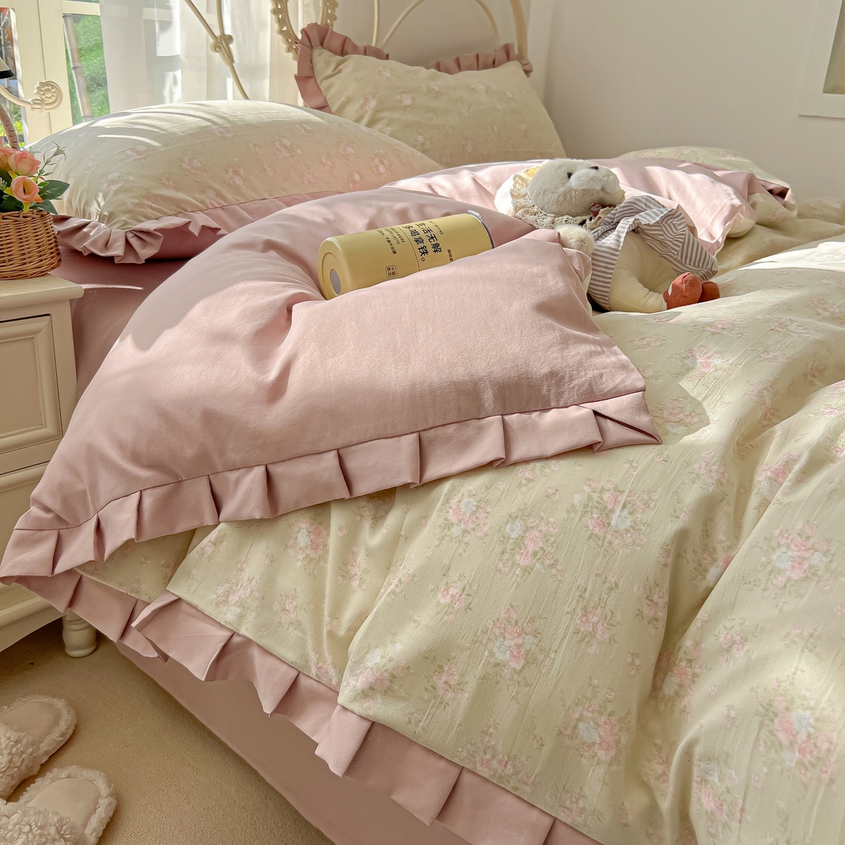 91家纺网 家纺一手货源 找家纺 韩巢家纺 2026新款花边款针织双层纱四件套 云山沐晚