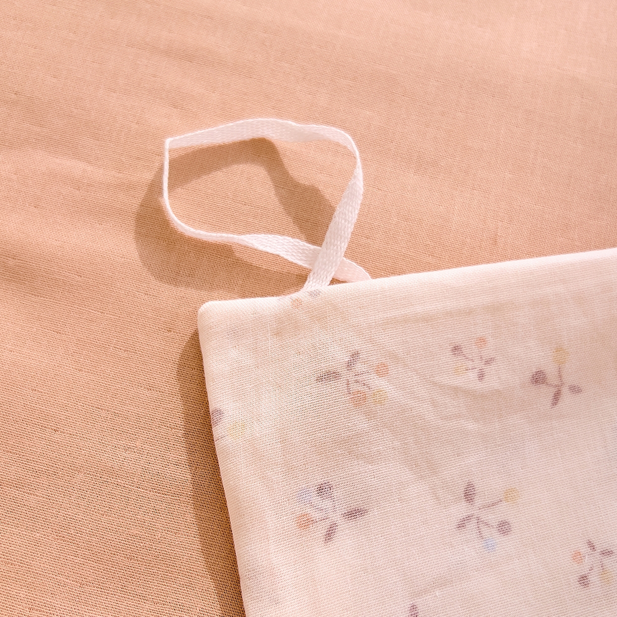 91家纺网 家纺一手货源 找家纺 DoDo 兜兜 2026新款全棉纯棉柔软双层纱单品被套系列（可定做尺寸） 乔安娜