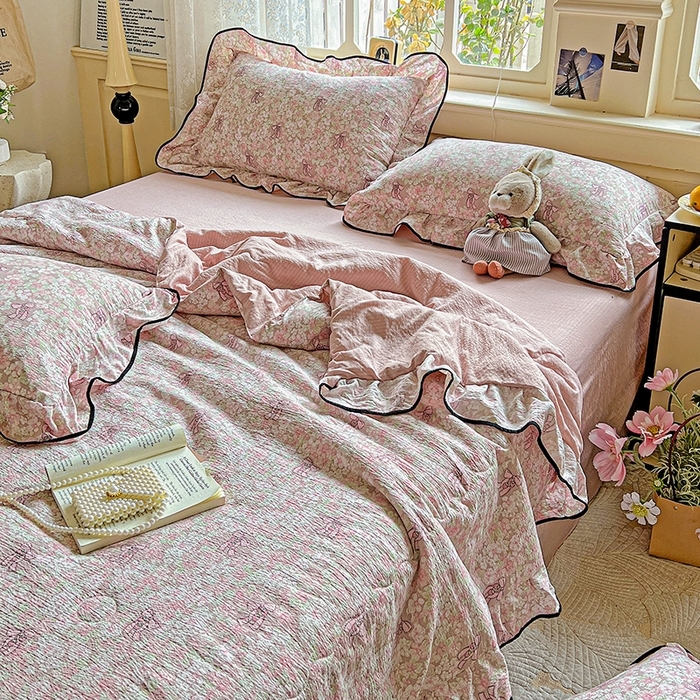 91家纺网 家纺一手货源 找家纺 （总）富米莱（原臻工厂） 2025新款云感赫本风亲肤棉夏被夏凉被空调被四件套