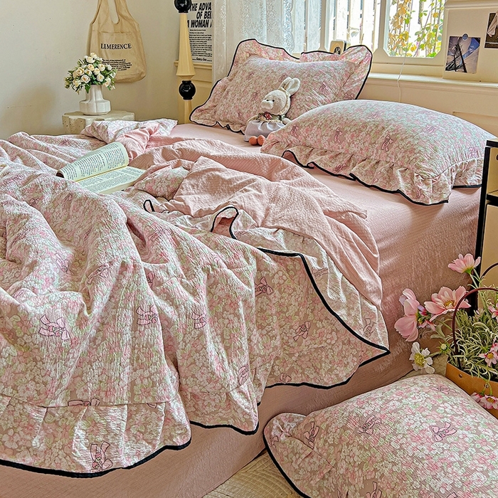 91家纺网 家纺一手货源 找家纺 （总）富米莱（原臻工厂） 2025新款云感赫本风亲肤棉夏被夏凉被空调被四件套