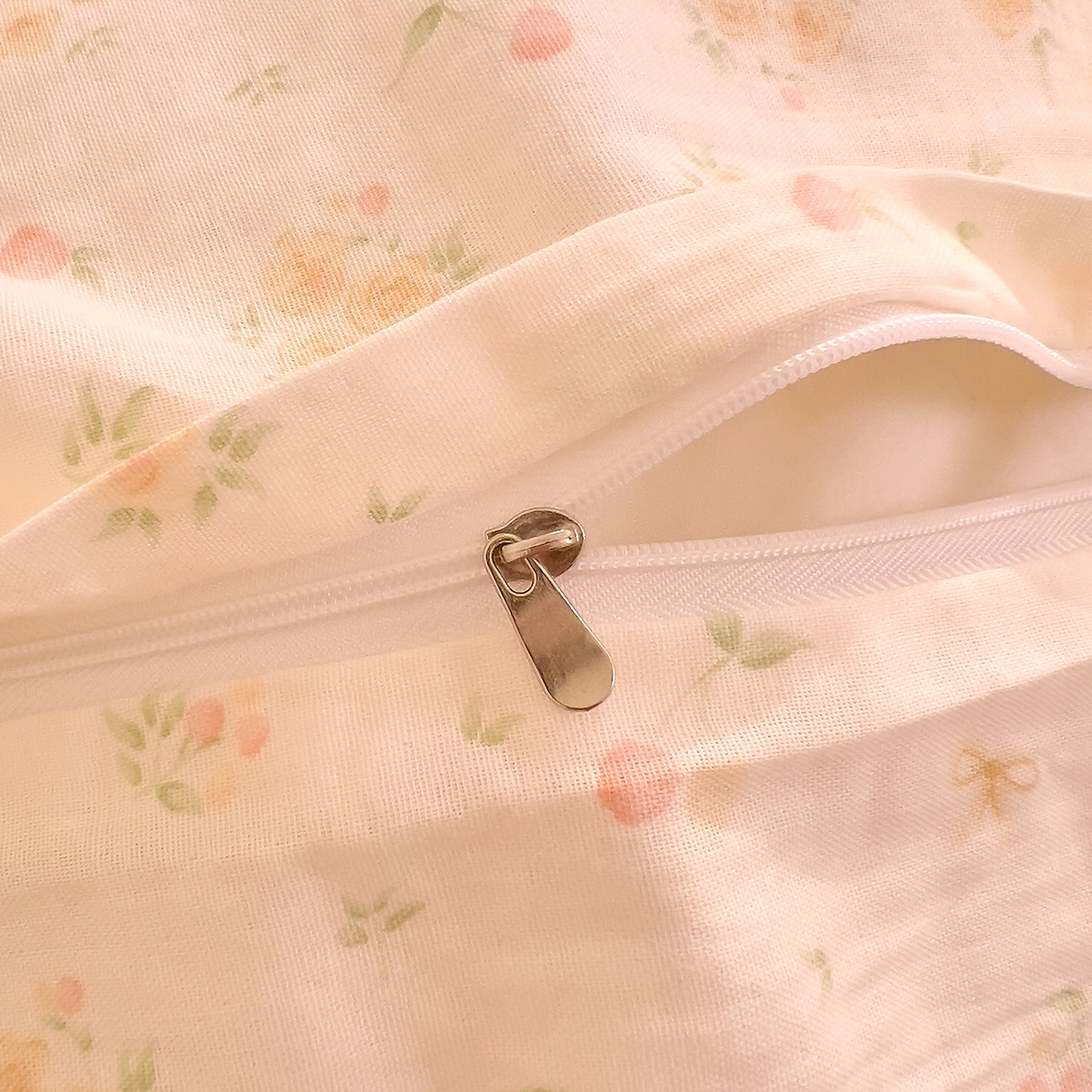 91家纺网 家纺一手货源 找家纺 DoDo 兜兜 2026新款全棉纯棉柔软双层纱单品枕套系列（可定做尺寸） 格桑花-黄