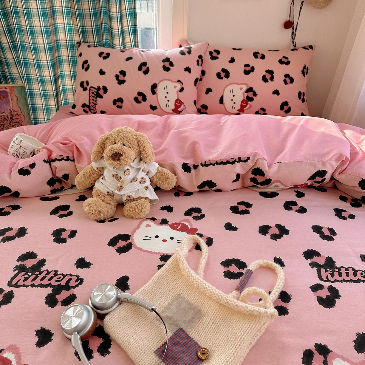 91家纺网 家纺一手货源 找家纺 桃子家居 2026新款ins小清新费尔岛猫咪全棉纯棉印花四件套 棉-喵吃鱼粉