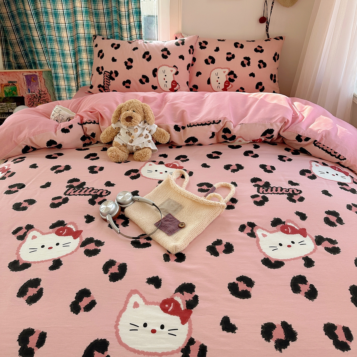 91家纺网 家纺一手货源 找家纺 桃子家居 2026新款ins小清新费尔岛猫咪全棉纯棉印花四件套 棉-喵吃鱼粉