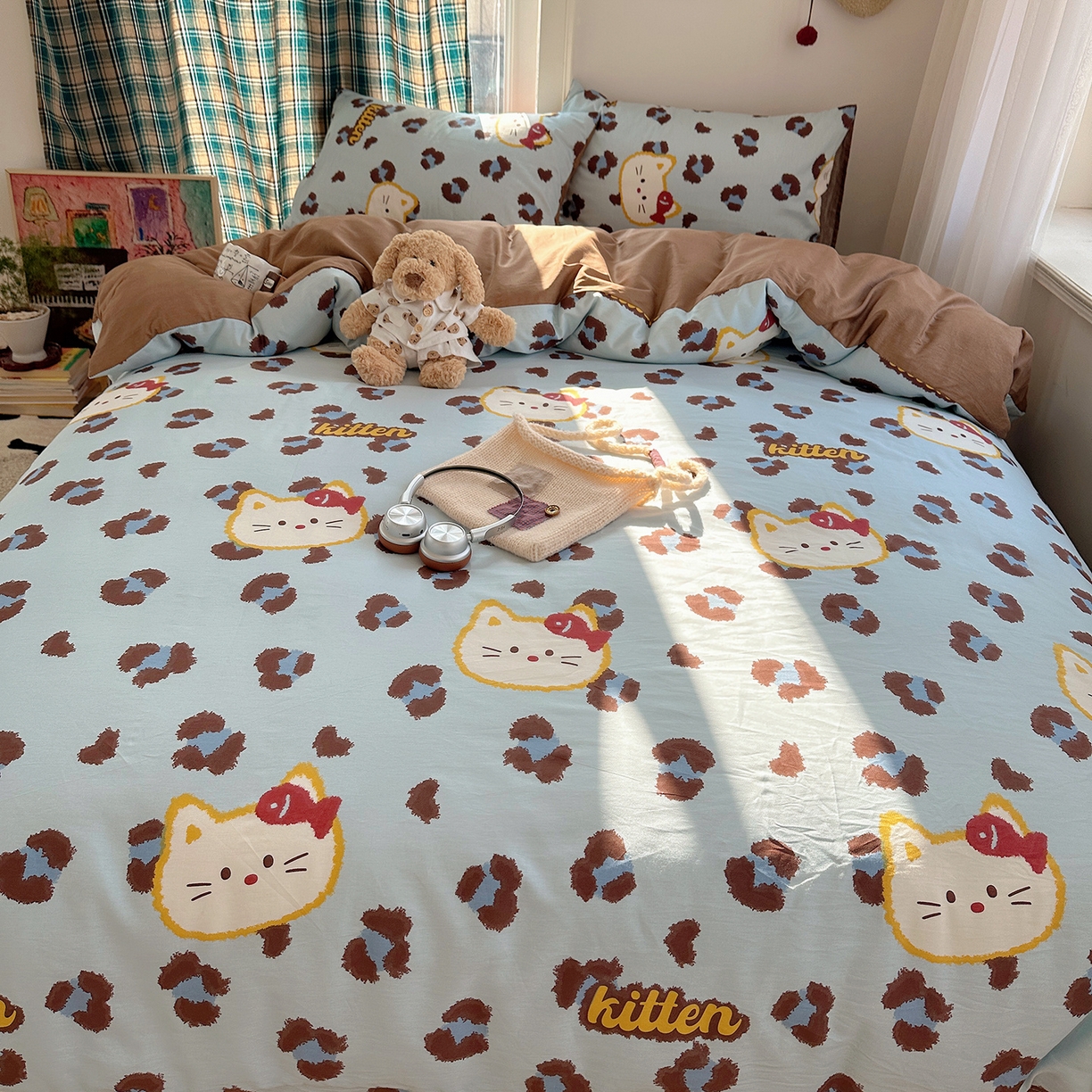 91家纺网 家纺一手货源 找家纺 桃子家居 2026新款ins小清新费尔岛猫咪全棉纯棉印花四件套 棉-喵吃鱼蓝