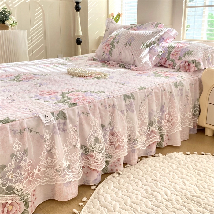 91家纺网 家纺一手货源 找家纺 乐逸家纺 2025新款100%纯棉全棉印花法式风情蕾丝花边床裙床盖款四件套 宫廷庄园-粉