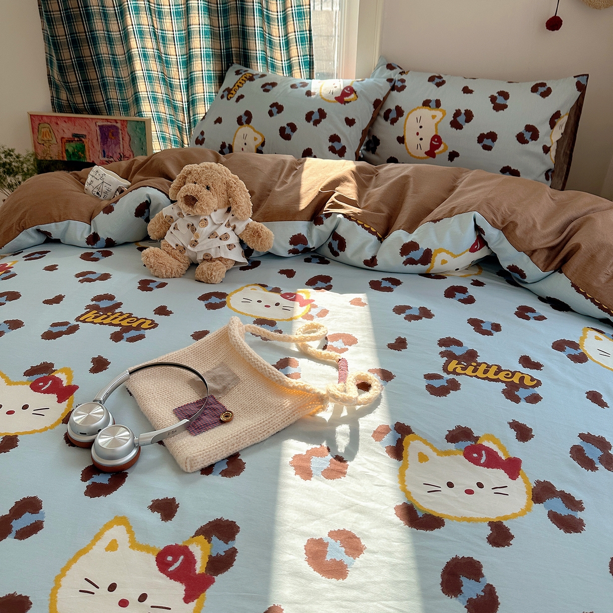 91家纺网 家纺一手货源 找家纺 桃子家居 2026新款ins小清新费尔岛猫咪全棉纯棉印花四件套 棉-喵吃鱼蓝