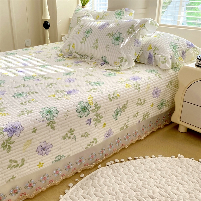 91家纺网 家纺一手货源 找家纺 乐逸家纺 2025新款100%纯棉全棉印花法式风情蕾丝花边床裙床盖款四件套 柔风铃兰花瓣