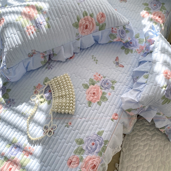 91家纺网 家纺一手货源 找家纺 乐逸家纺 2025新款100%纯棉全棉印花法式风情蕾丝花边床裙床盖款四件套 梦之蝶