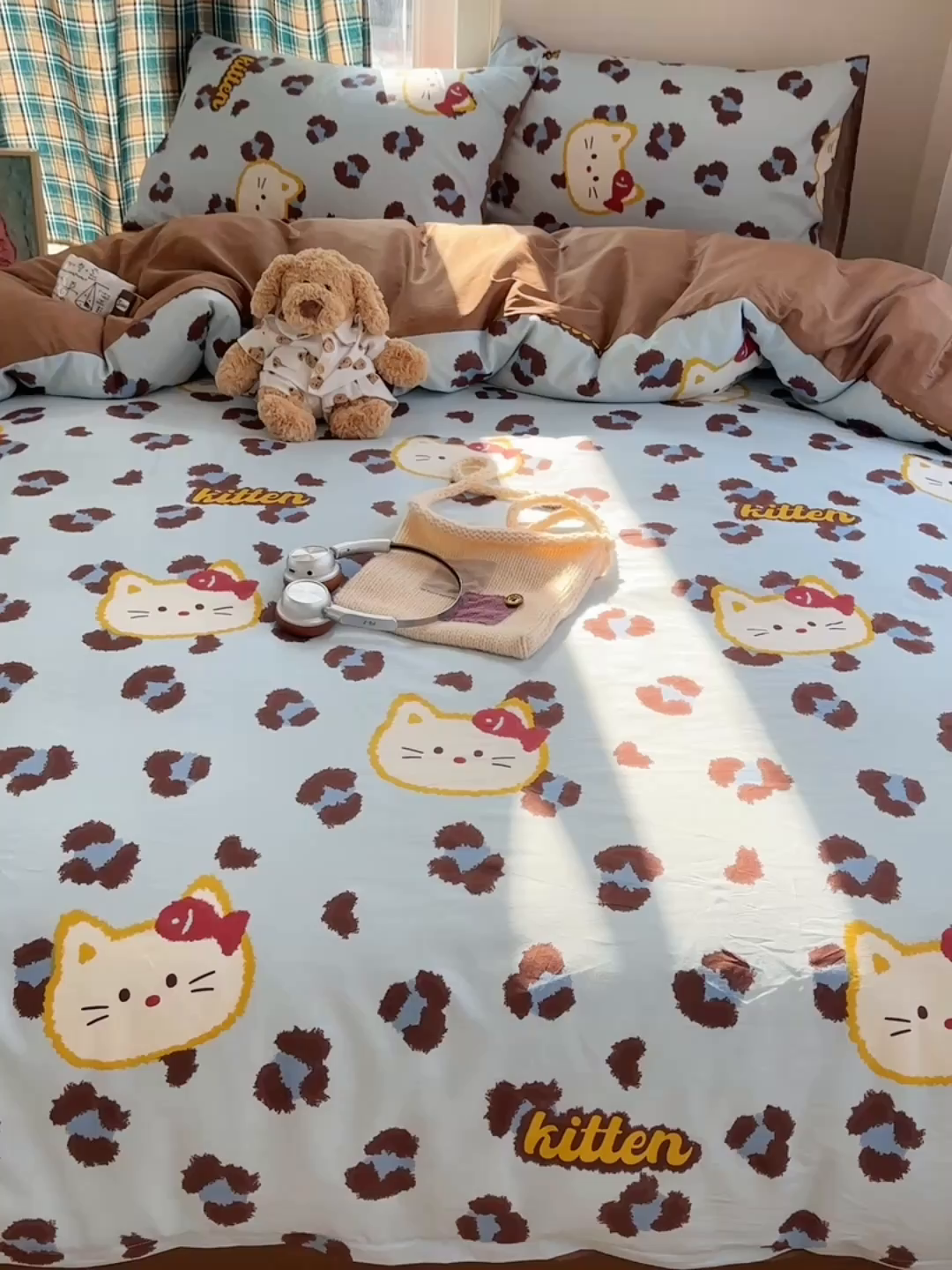 91家纺网 家纺一手货源 找家纺 桃子家居 2026新款ins小清新费尔岛猫咪全棉纯棉印花四件套 棉-喵吃鱼蓝