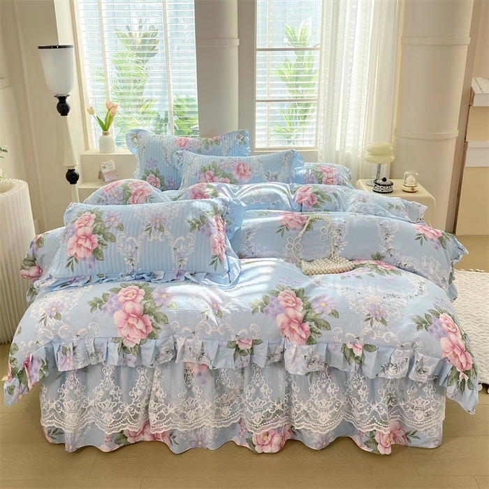 91家纺网 家纺一手货源 找家纺 乐逸家纺 2025新款100%纯棉全棉印花法式风情蕾丝花边床裙床盖款四件套 诺曼底庄园-蓝