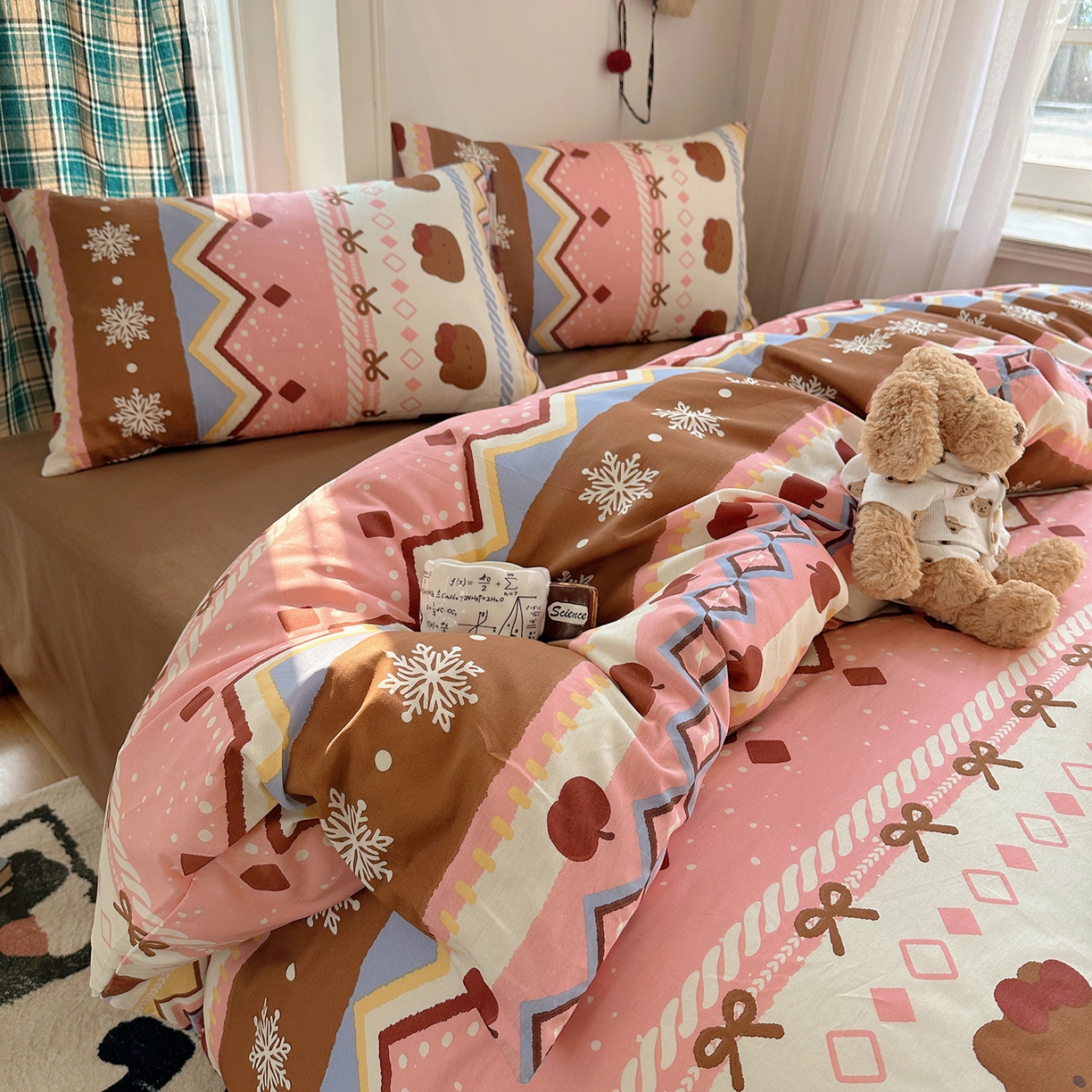 91家纺网 家纺一手货源 找家纺 桃子家居 2026新款ins小清新费尔岛猫咪全棉纯棉印花四件套 棉-甜粉樱桃猫