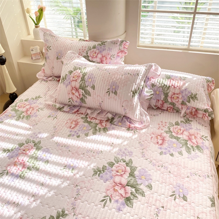 91家纺网 家纺一手货源 找家纺 乐逸家纺 2025新款100%纯棉全棉印花法式风情蕾丝花边床裙床盖 宫廷庄园-粉