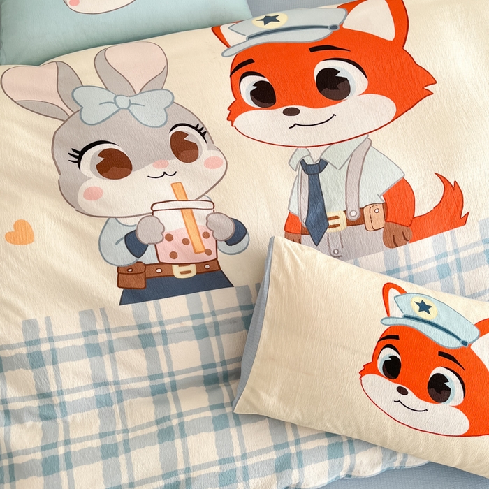 91家纺网 家纺一手货源 找家纺 港岛妹妹 2025新款大版印花云感双层纱四件套 快乐逮捕