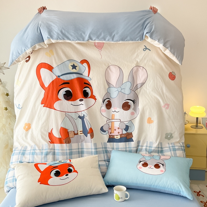 91家纺网 家纺一手货源 找家纺 港岛妹妹 2025新款大版印花云感双层纱四件套 快乐逮捕