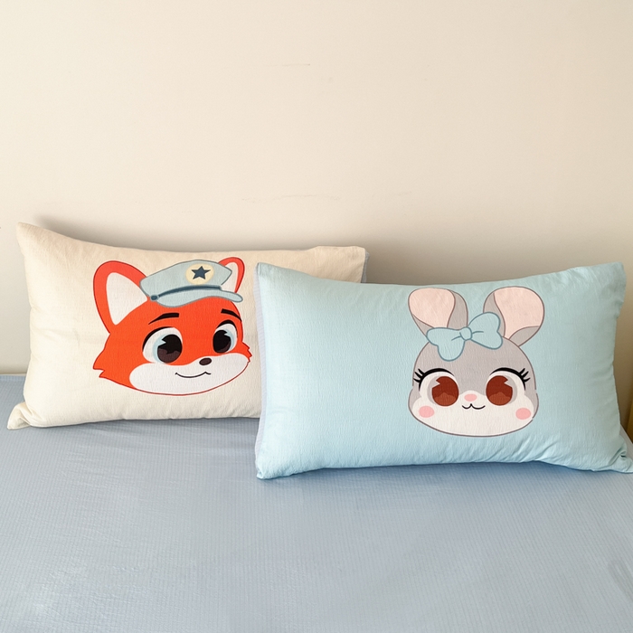 91家纺网 家纺一手货源 找家纺 港岛妹妹 2025新款大版印花云感双层纱四件套 快乐逮捕