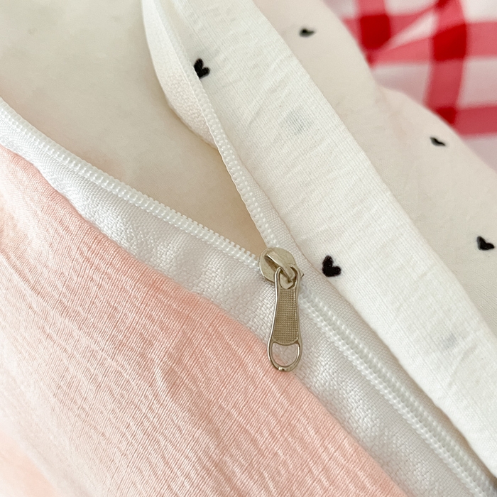 91家纺网 家纺一手货源 找家纺 港岛妹妹 2025新款大版印花云感双层纱四件套 星星猫咪