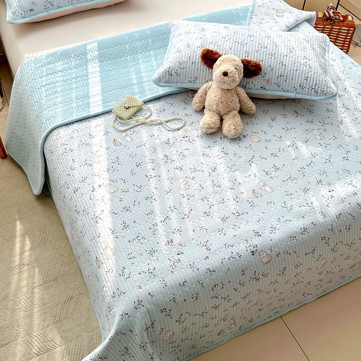 91家纺网 家纺一手货源 找家纺 （总）恒尚居 2026新款A双层纱B牛奶绒床盖双面两用夹棉床单学生床垫床褥子