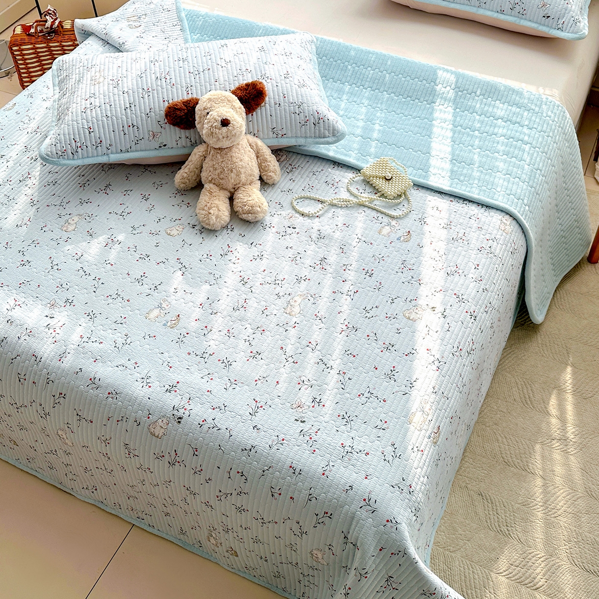 91家纺网 家纺一手货源 找家纺 （总）恒尚居 2026新款A双层纱B牛奶绒床盖双面两用夹棉床单学生床垫床褥子