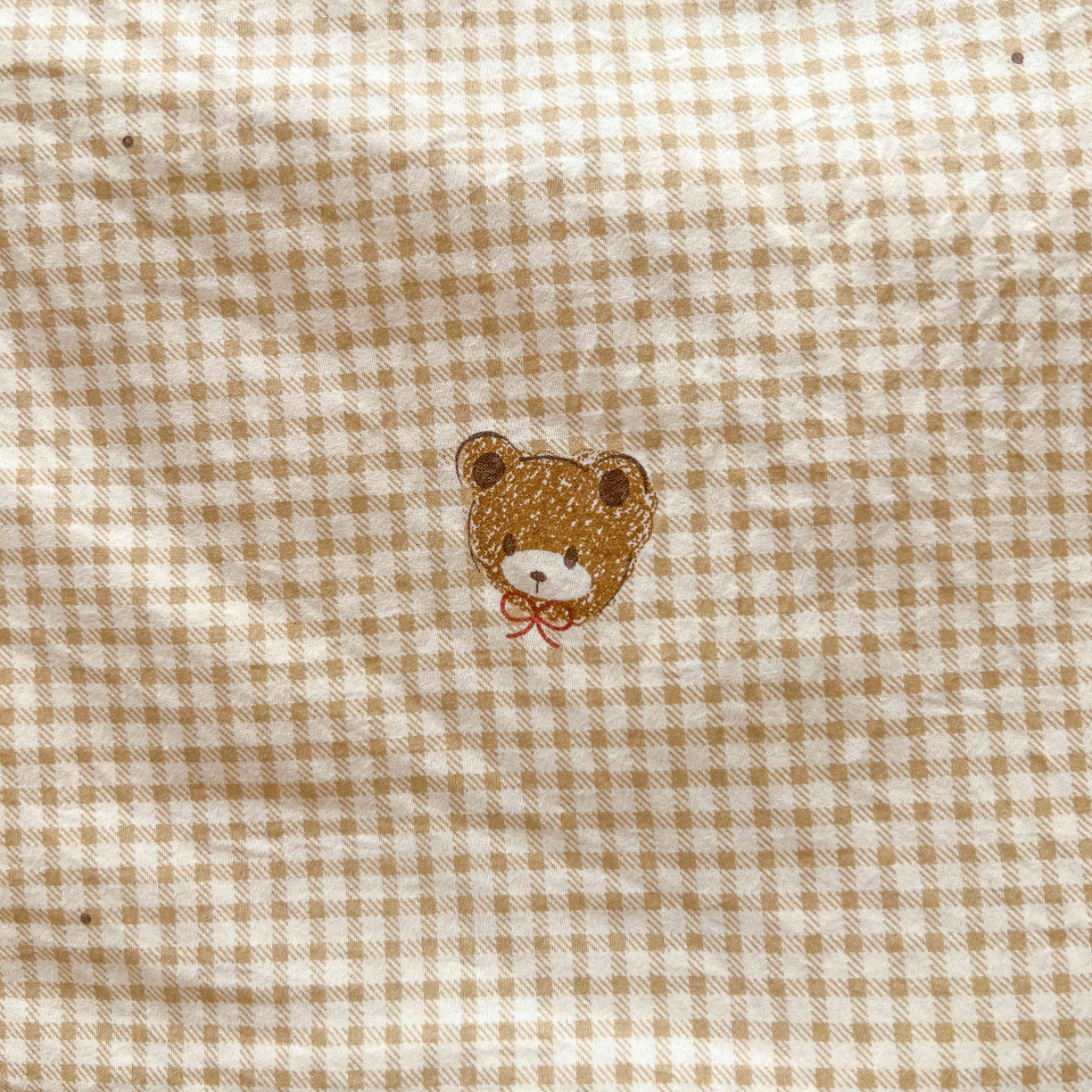 91家纺网 家纺一手货源 找家纺 格真 2026新款韩国小布袋A类古法水洗仿棉云感纱四件套 格纹小熊