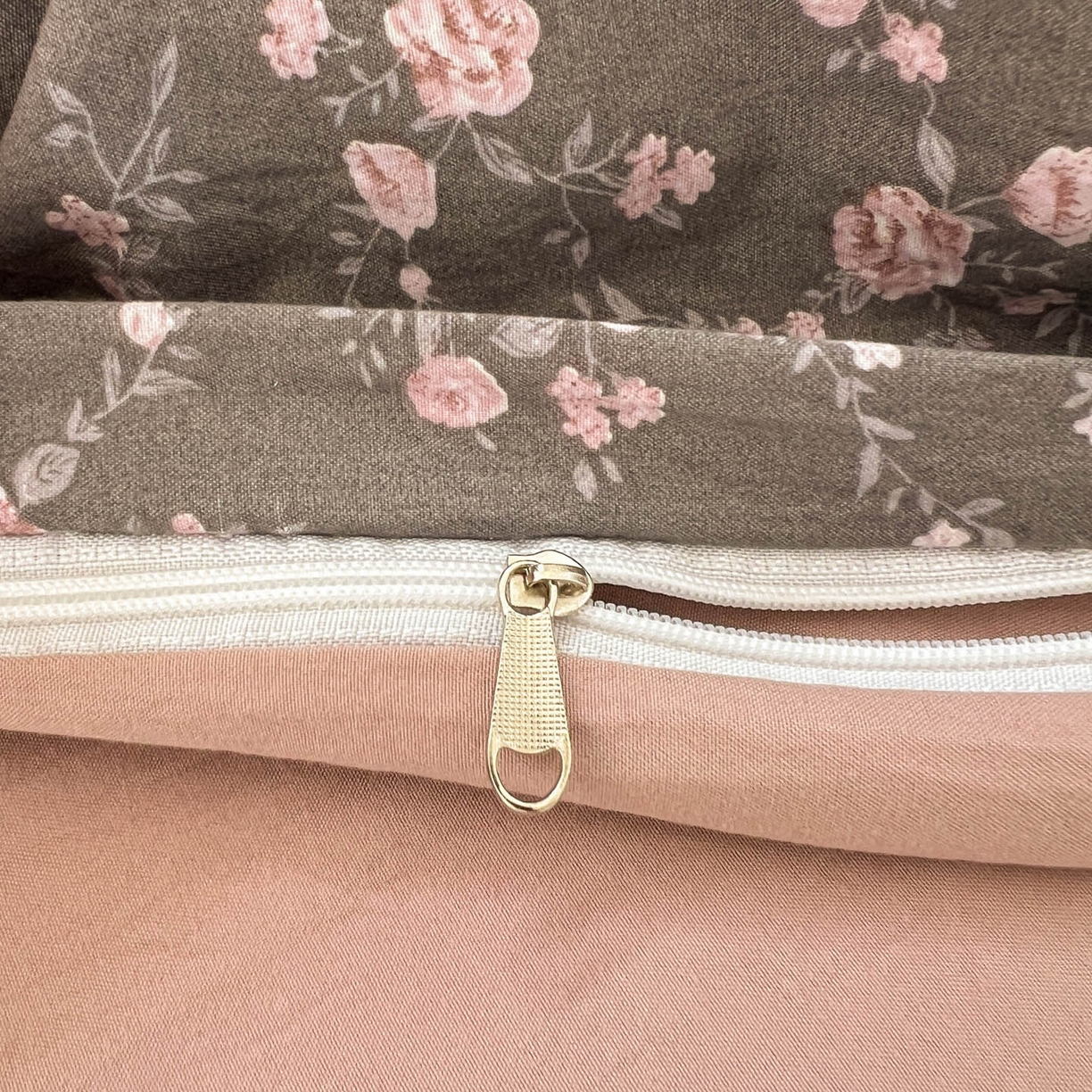 91家纺网 家纺一手货源 找家纺 格真 2026新款韩国小布袋A类古法水洗仿棉云感纱四件套 罗逸淮