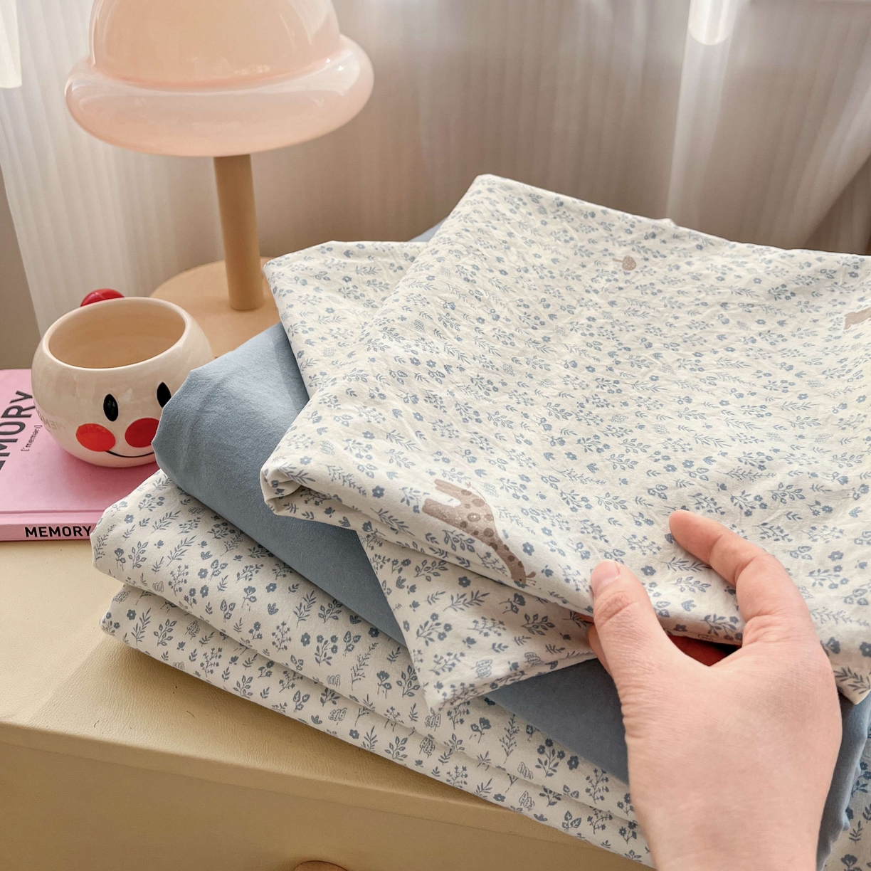 91家纺网 家纺一手货源 找家纺 格真 2026新款韩国小布袋A类古法水洗仿棉云感纱四件套 萌物