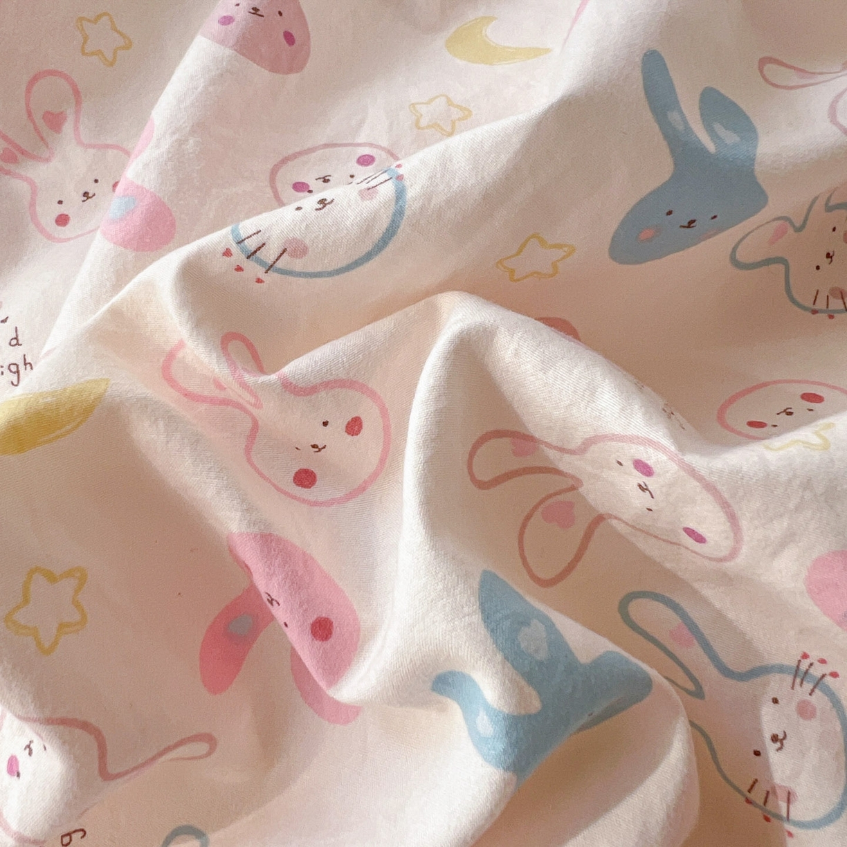 91家纺网 家纺一手货源 找家纺 格真 2026新款韩国小布袋A类古法水洗仿棉云感纱四件套 兔耳朵