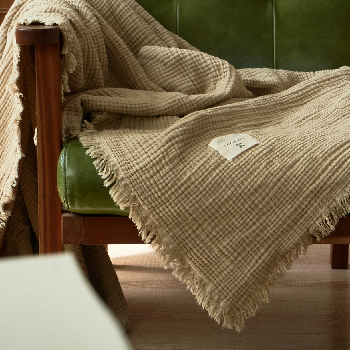 91家纺网 家纺一手货源 找家纺 子和 2024新款全棉四层纱流苏毯 鼠尾草绿