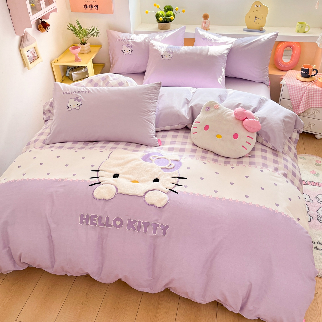 91家纺网 家纺一手货源 找家纺 金爱家 2026新款纯棉三丽鸥毛巾绣四件套 棉毛巾绣-紫格爱心kt