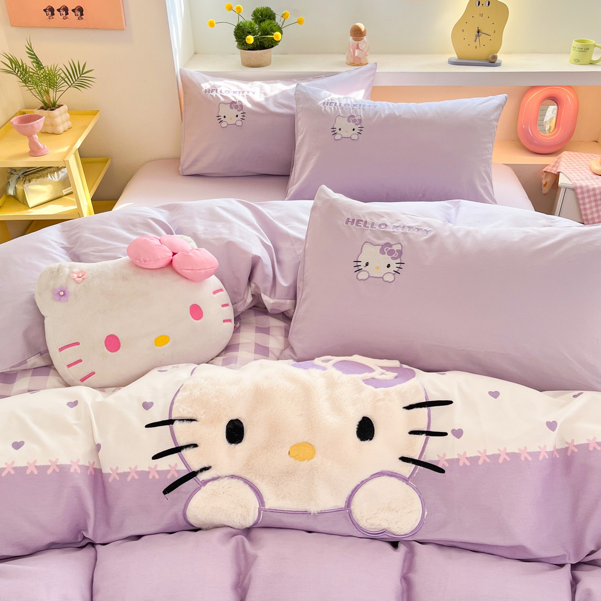 91家纺网 家纺一手货源 找家纺 金爱家 2026新款纯棉三丽鸥毛巾绣四件套 棉毛巾绣-紫格爱心kt