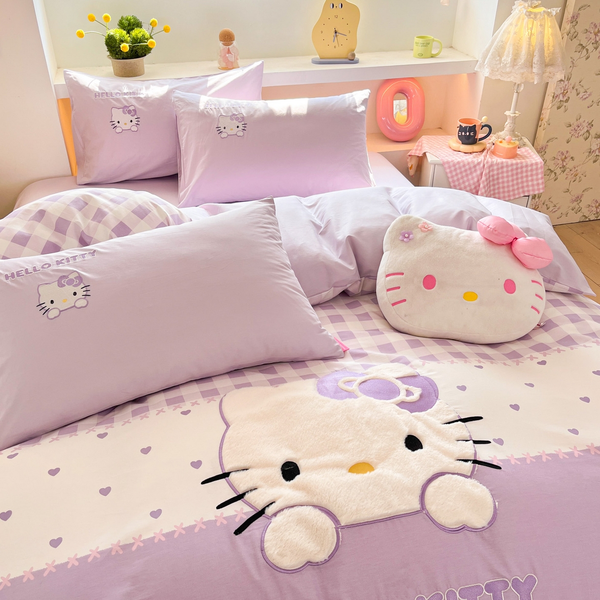 91家纺网 家纺一手货源 找家纺 金爱家 2026新款纯棉三丽鸥毛巾绣四件套 棉毛巾绣-紫格爱心kt