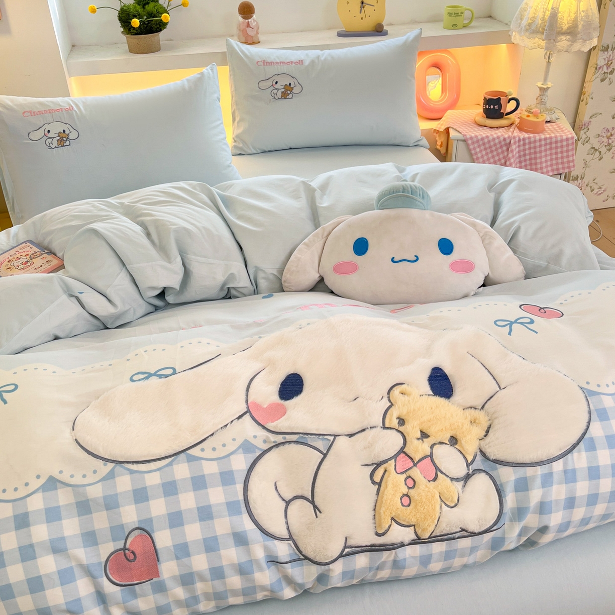 91家纺网 家纺一手货源 找家纺 金爱家 2026新款纯棉三丽鸥毛巾绣四件套 棉毛巾绣-开心大耳狗