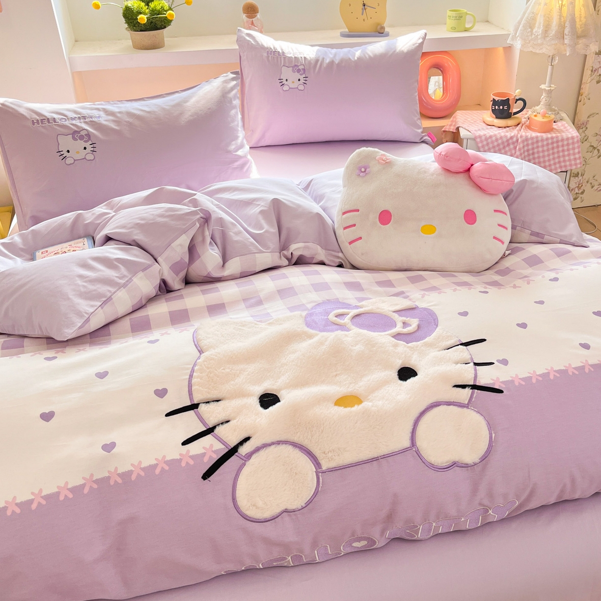 91家纺网 家纺一手货源 找家纺 金爱家 2026新款纯棉三丽鸥毛巾绣四件套 棉毛巾绣-紫格爱心kt