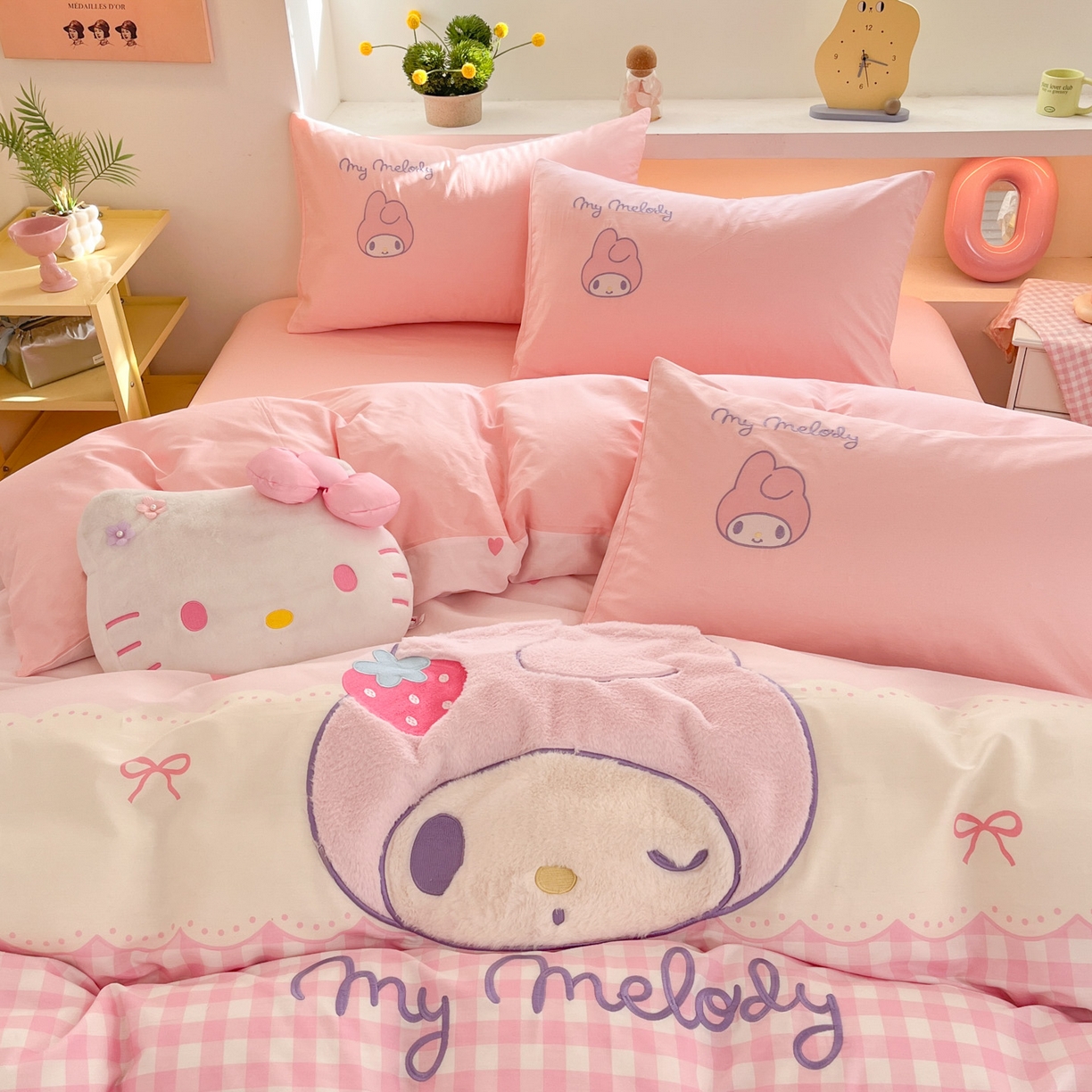 91家纺网 家纺一手货源 找家纺 金爱家 2026新款纯棉三丽鸥毛巾绣四件套 棉毛巾绣-萌萌美乐蒂