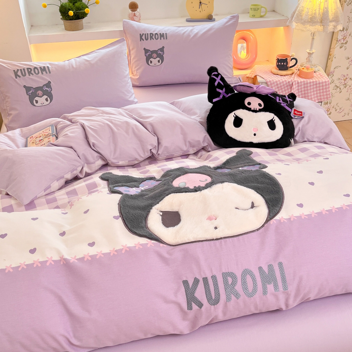 91家纺网 家纺一手货源 找家纺 金爱家 2026新款纯棉三丽鸥毛巾绣四件套 棉毛巾绣-呆萌库洛米