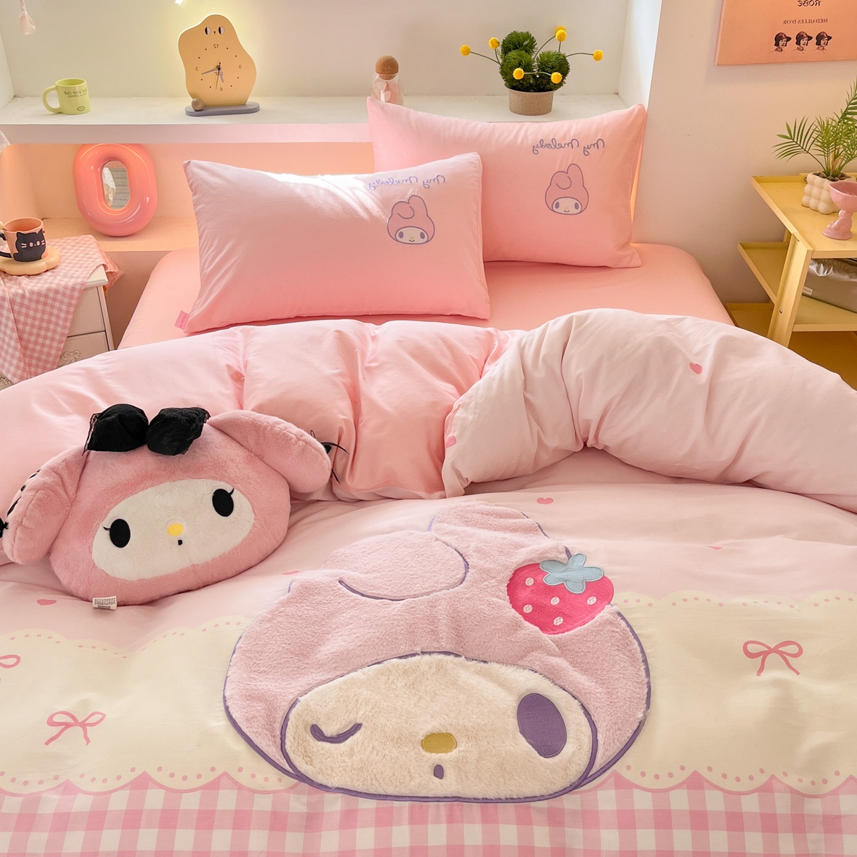 91家纺网 家纺一手货源 找家纺 金爱家 2026新款纯棉三丽鸥毛巾绣四件套 棉毛巾绣-萌萌美乐蒂