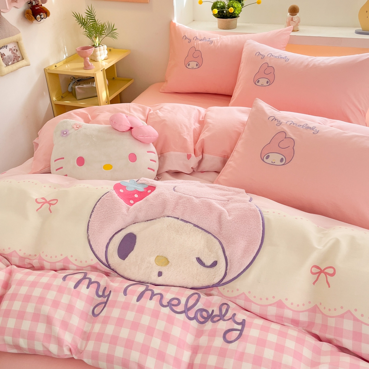 91家纺网 家纺一手货源 找家纺 金爱家 2026新款纯棉三丽鸥毛巾绣四件套 棉毛巾绣-萌萌美乐蒂