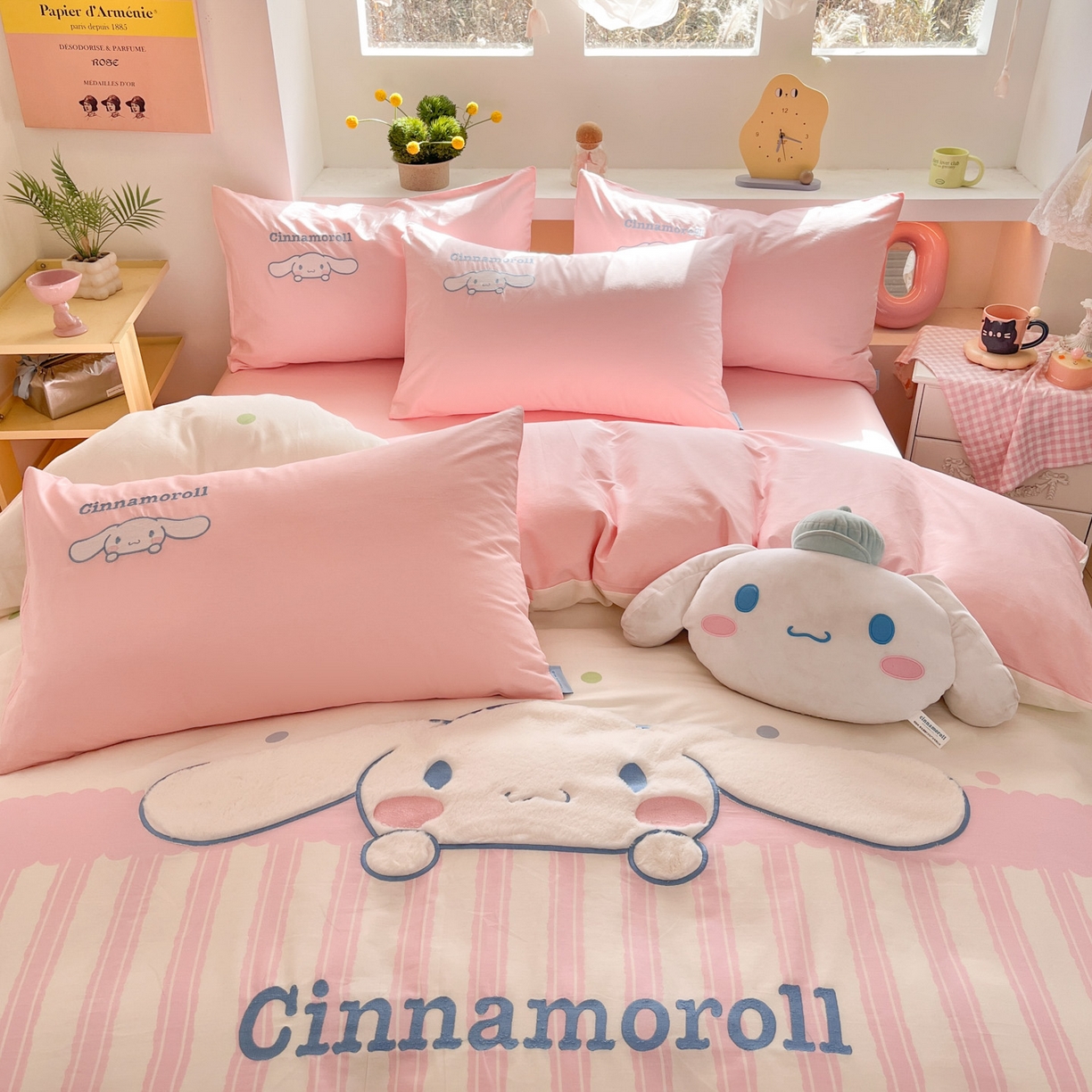 91家纺网 家纺一手货源 找家纺 金爱家 2026新款纯棉三丽鸥毛巾绣四件套 棉毛巾绣-粉红大耳狗