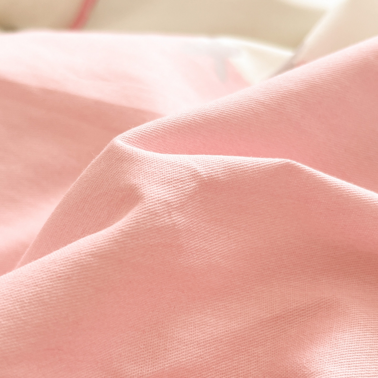 91家纺网 家纺一手货源 找家纺 金爱家 2026新款纯棉三丽鸥毛巾绣四件套 棉毛巾绣-粉格爱心kt