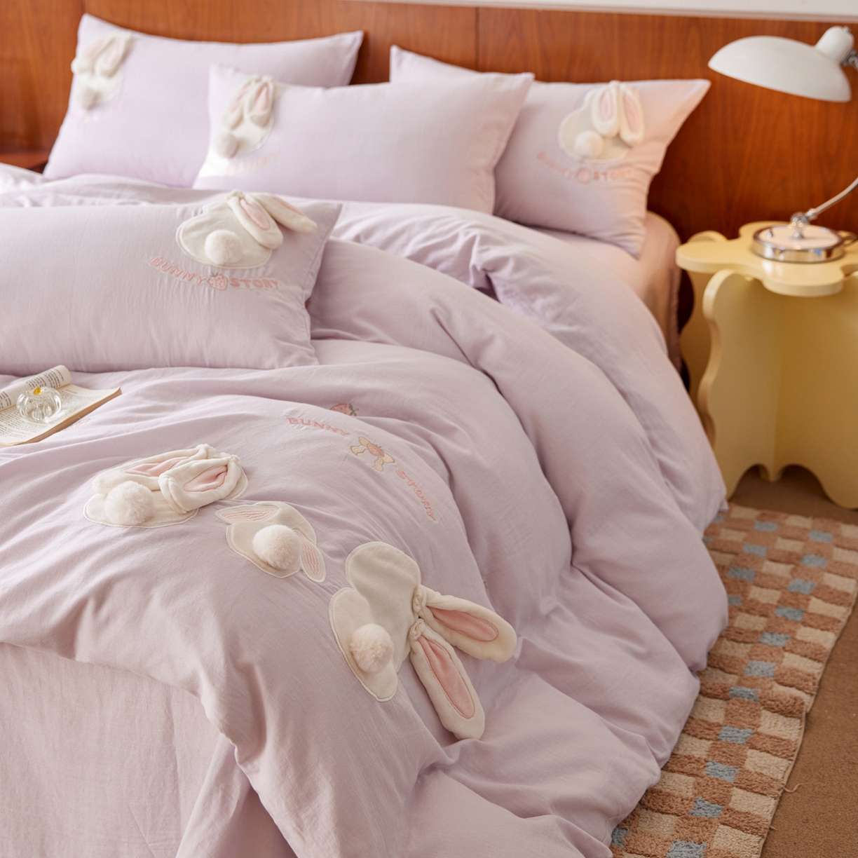 91家纺网 家纺一手货源 找家纺 （总）爱缦 2025新款A类全棉水洗双层纱四件套-草莓兔系列（控价298起）