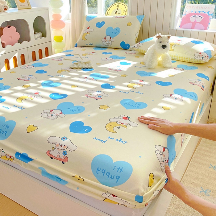 91家纺网 家纺一手货源 找家纺 小懒猪 2026新款全棉印花床笠 童梦汪旅