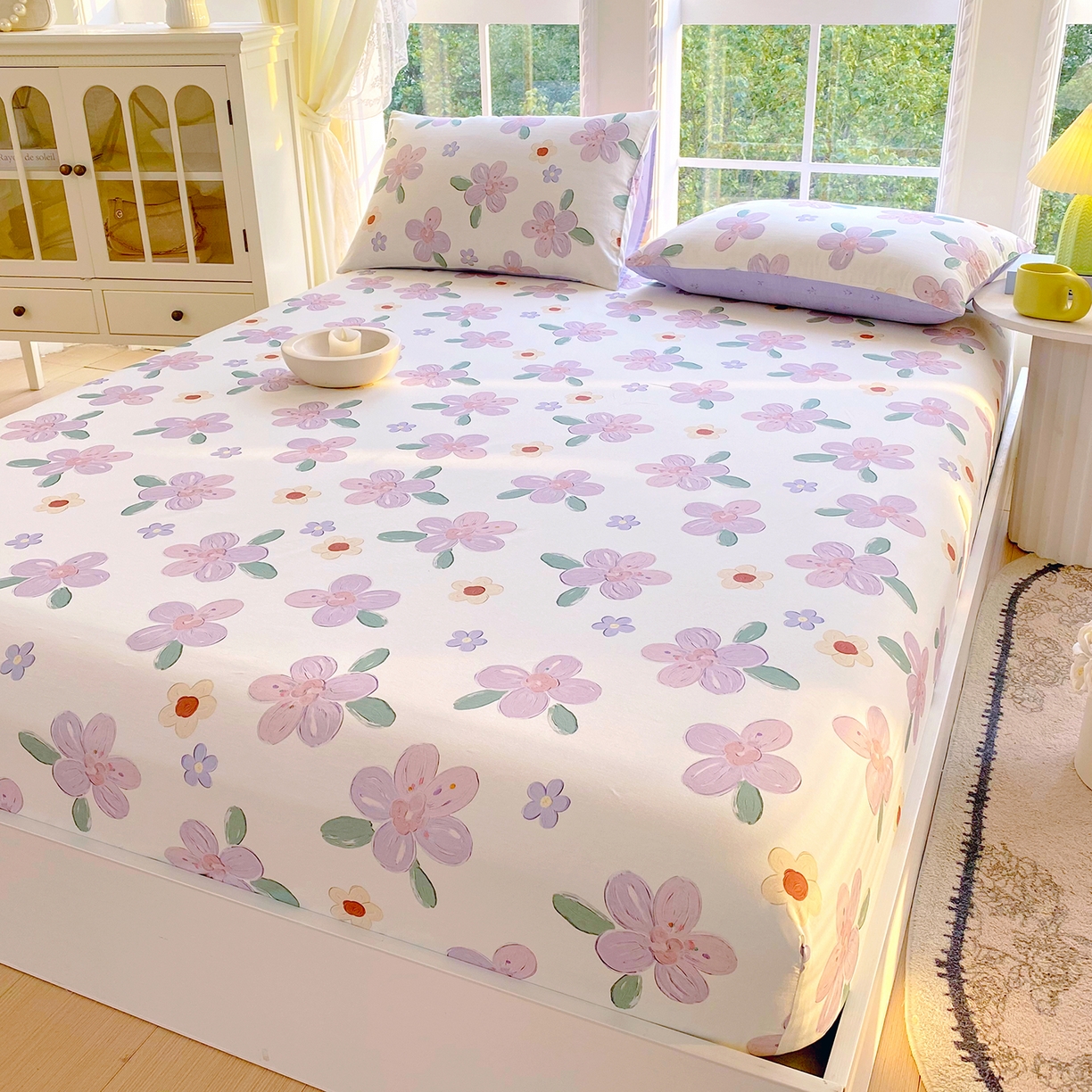 91家纺网 家纺一手货源 找家纺 小懒猪 2026新款全棉印花床笠 淡紫花屹