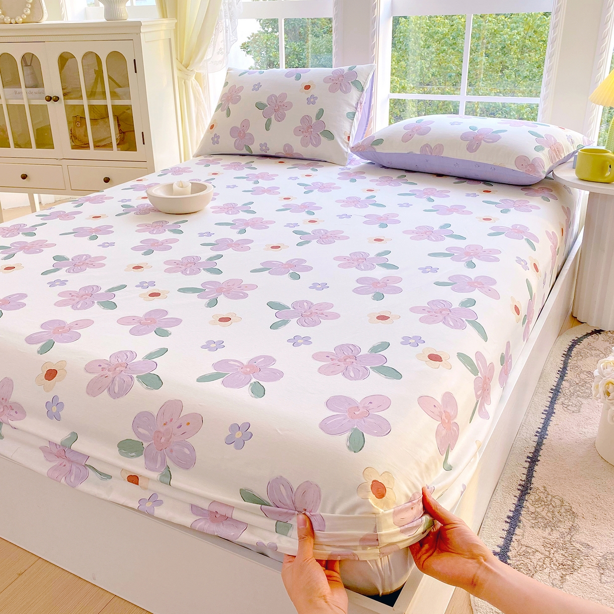 91家纺网 家纺一手货源 找家纺 小懒猪 2026新款全棉印花床笠 淡紫花屹