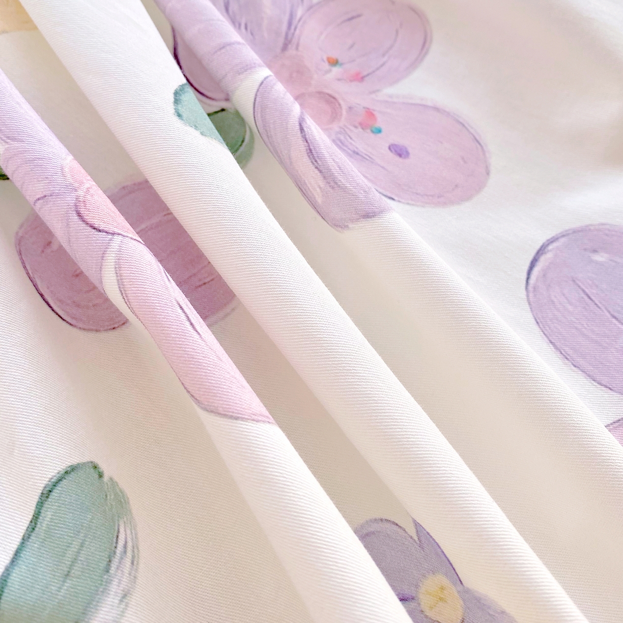 91家纺网 家纺一手货源 找家纺 小懒猪 2026新款全棉印花床笠 淡紫花屹