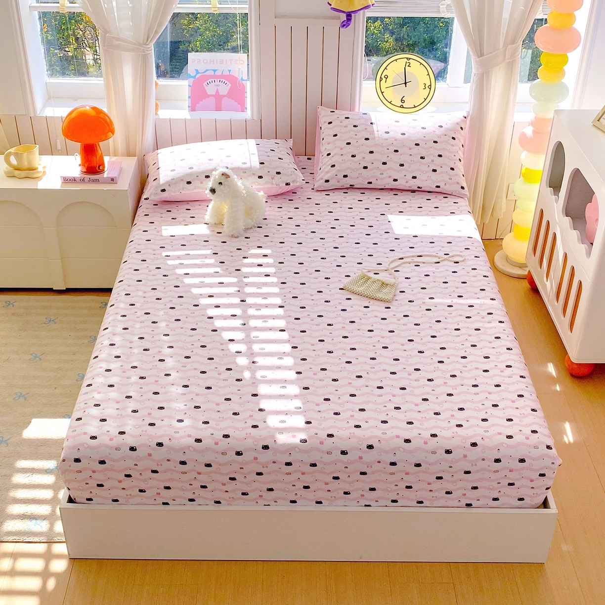 91家纺网 家纺一手货源 找家纺 小懒猪 2026新款全棉印花床笠 粉喵甜梦